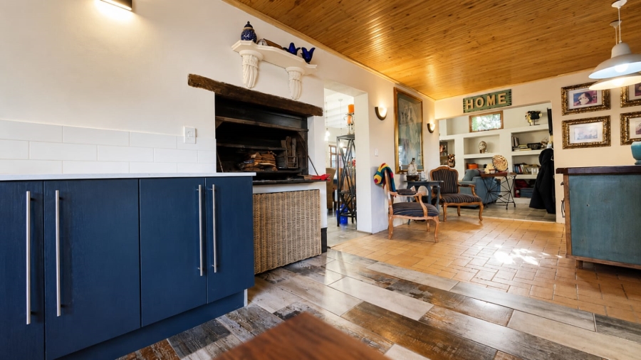 5 Bedroom Property for Sale in Stilbaai Wes Western Cape